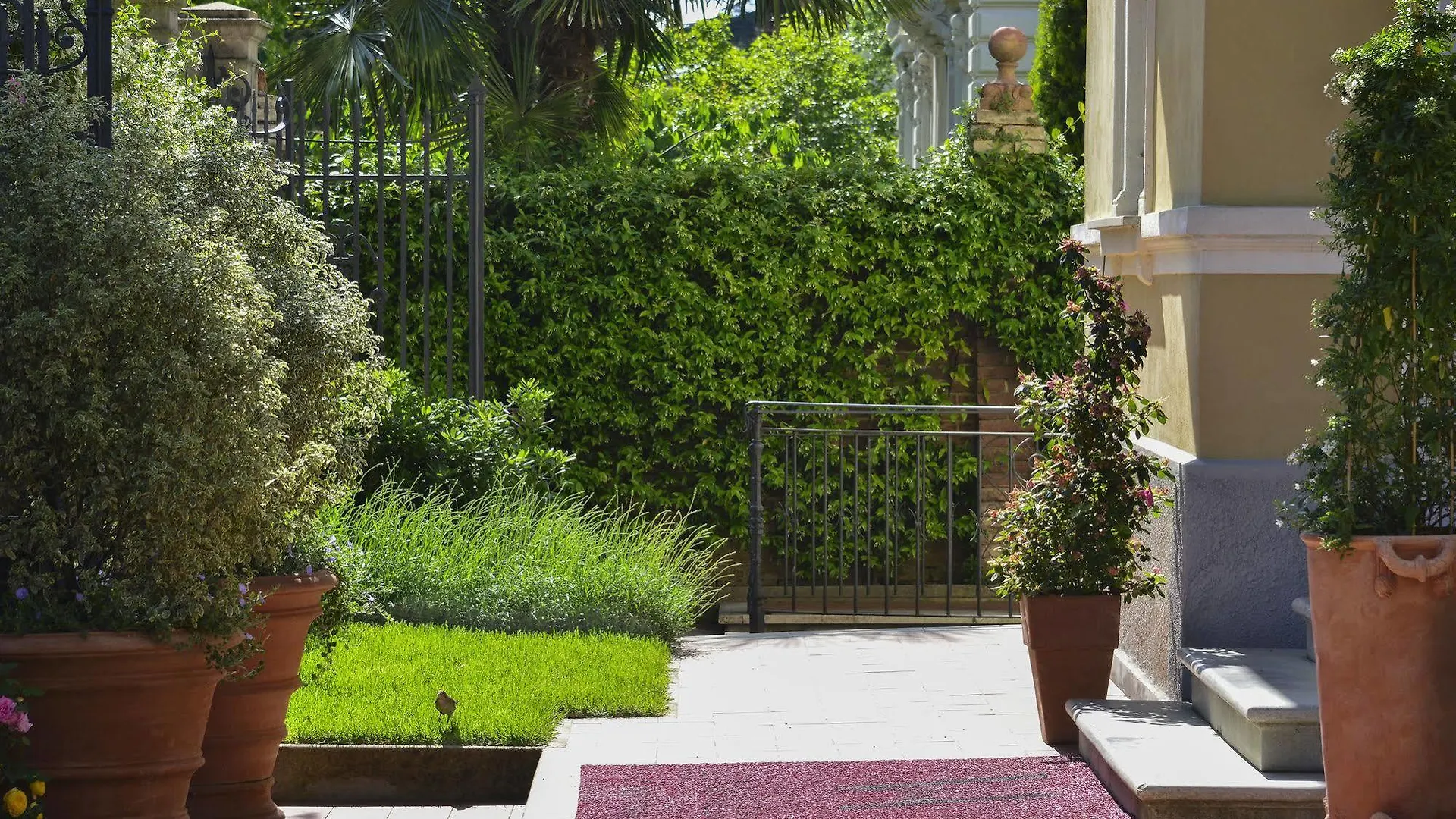 La Villa Siena Italy